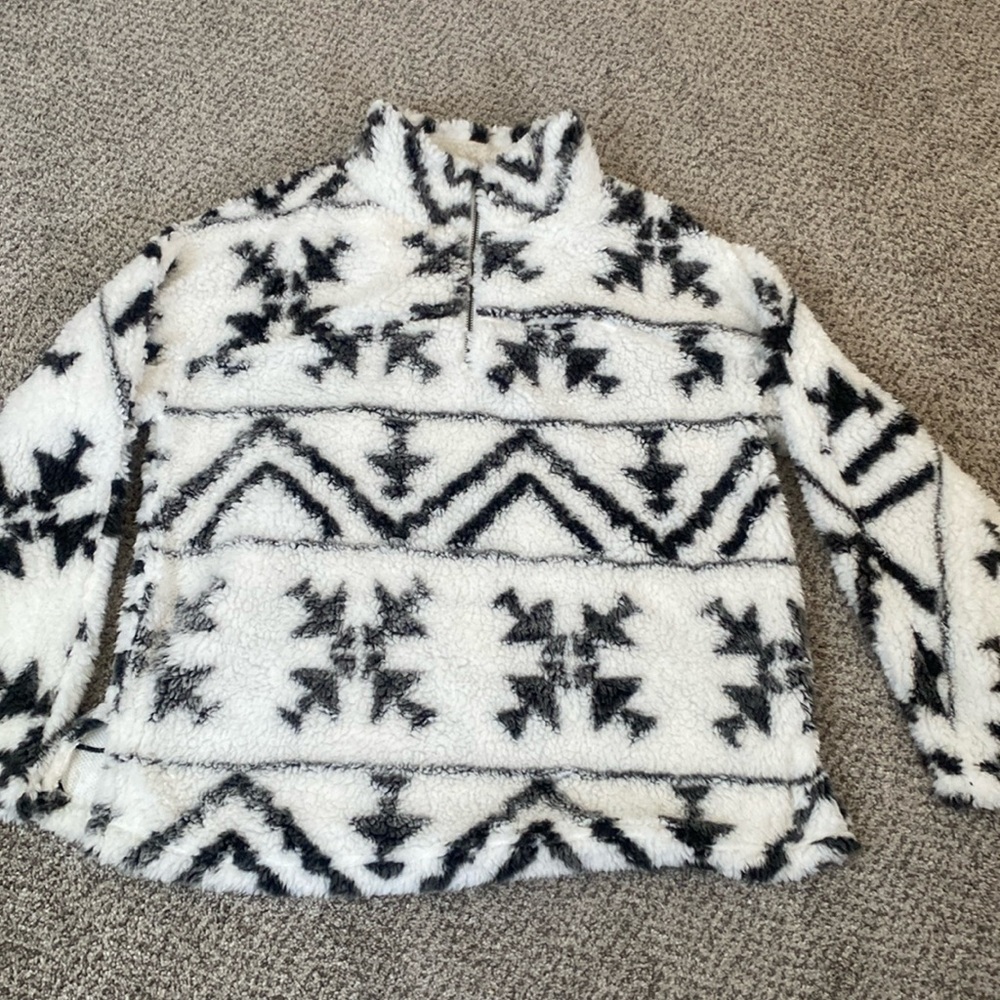 Women’s pullover